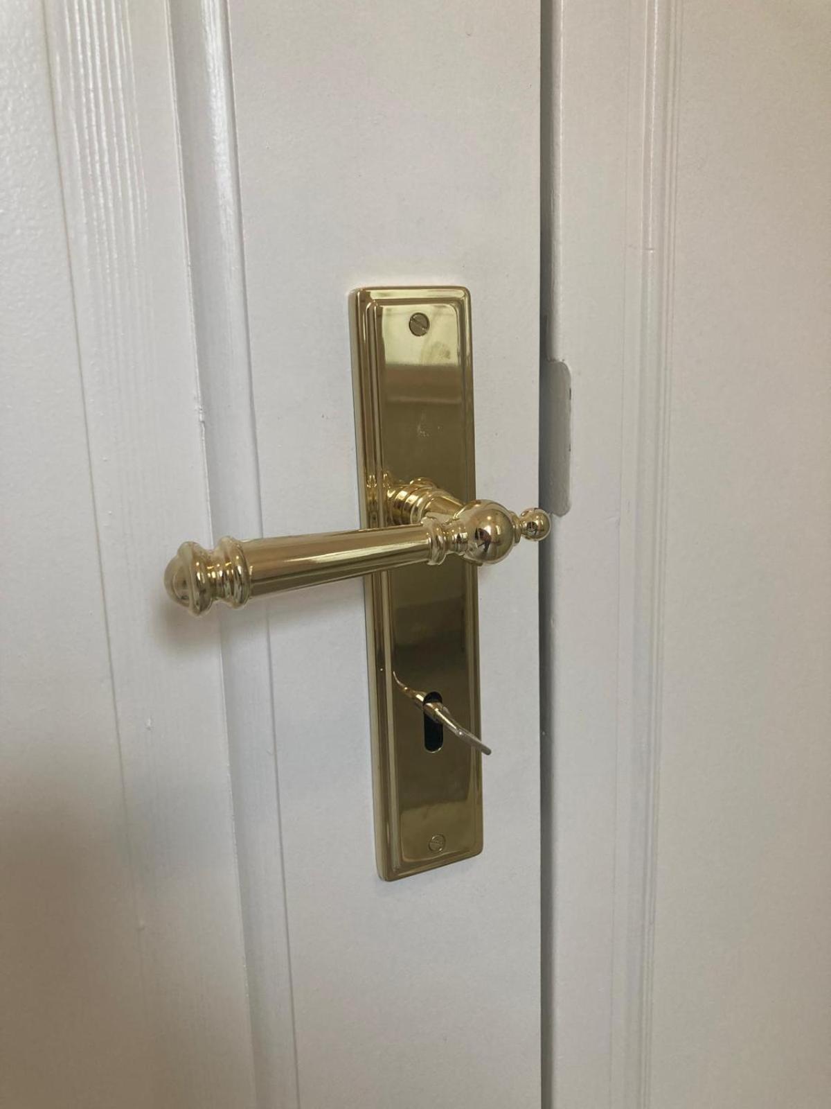 2 Zi Whg Zentral, Altbau, Renoviert 4p